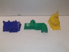 1950's Lot of 3 Vintage Plastic Buildings - Church, Ranch House, Cape