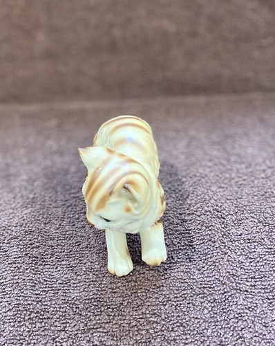 Pre Owned Gorgeous Vintage Striped Tabby Cat Porcelain Figurine Unbranded - Picture 2 of 5