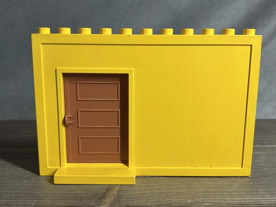 Lego Duplo Pared 1 x 11 x 6 con Puerta Corredera de Bolsillo 4901c01 Amarillo con Puerta Marrón Foto 2 de 4
