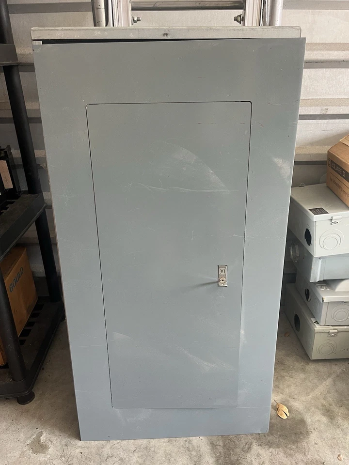 Square D NQ442L2C Panelboard Enclosure 225A 42P 240V single phase  - Image 4 of 4