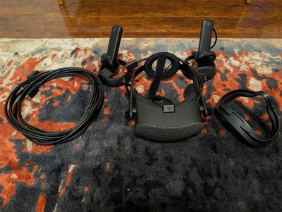 HP Reverb G2 Virtual Reality Headset - Black (1G5U1AA#ABA)