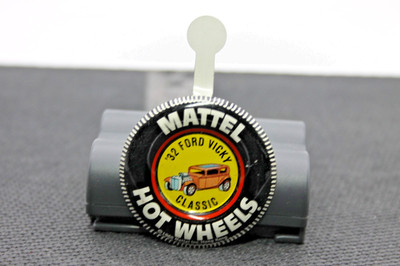 Classic 32 Ford Vicky   Metal  button badge   Hot Wheels REDLINE