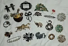 Vintage Mixed Jewelry Lot 20 Brooches 1 Pendant Costume Estate Find