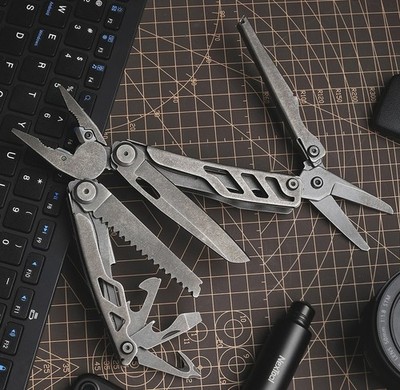NexTool Flagship Pro Multi Tool DSW Several Essential Tools w/Stainless Handles