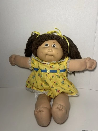 Vintage Cabbage Patch Kids Doll With Yellow Dress, Freckles, Brown Eyes/Hair