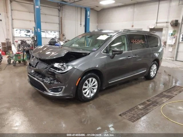 Used Fuel Tank fits: 2018 Chrysler Pacifica gasoline Grade A - Image 2 of 4