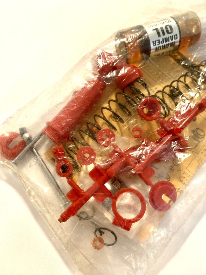 Juego de amortiguadores de aceite traseros para coche de radiocontrol 340 Marui Ninja 4x4 1/10 pieza de buggy todo terreno vintage Foto 2 de 4