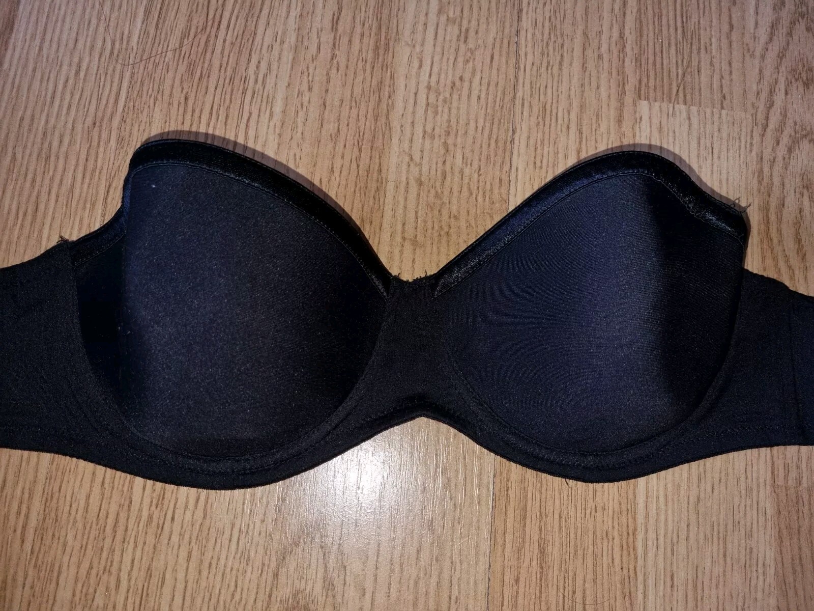 🌺 Gorgous Black SECRET POSSESSION Strapless padded Underwired bra size 36D