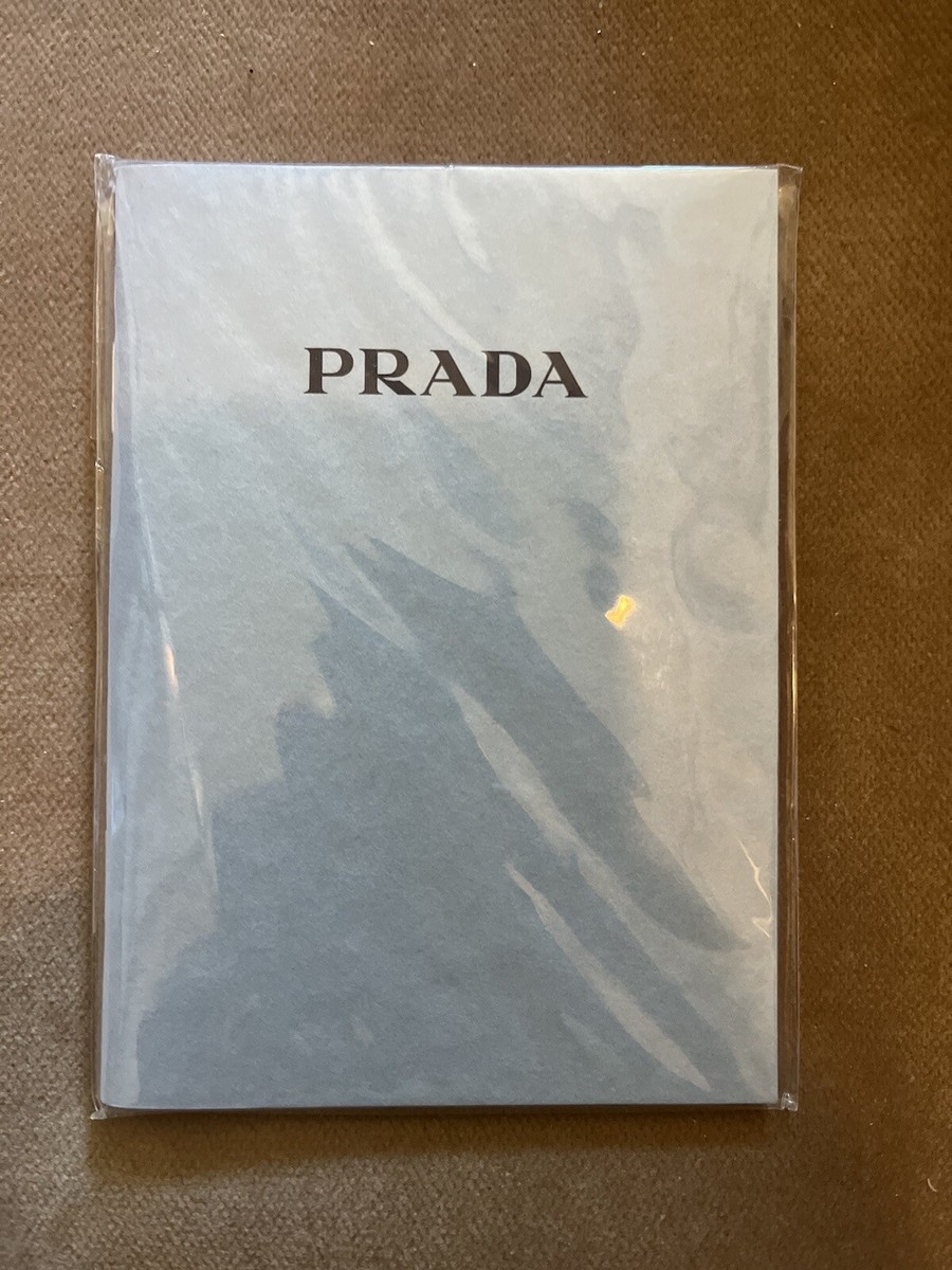 Travelers Notebook/Company Prada • Refill Passport Notebook