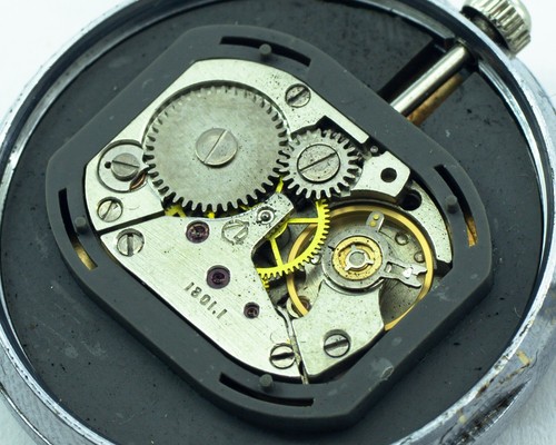 ✅ Soviet vintage watch LUCH ("Ray") Mechanical men's watch Wristwatches Classic - Picture 7 of 8