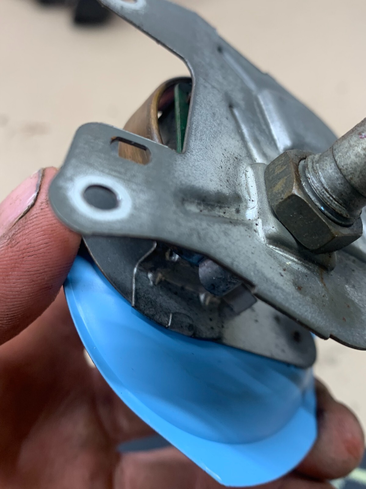 1973 1979 Chevy SQUAREBODY GMC MECHANICAL LINE FED OIL PRESSURE GAUGE