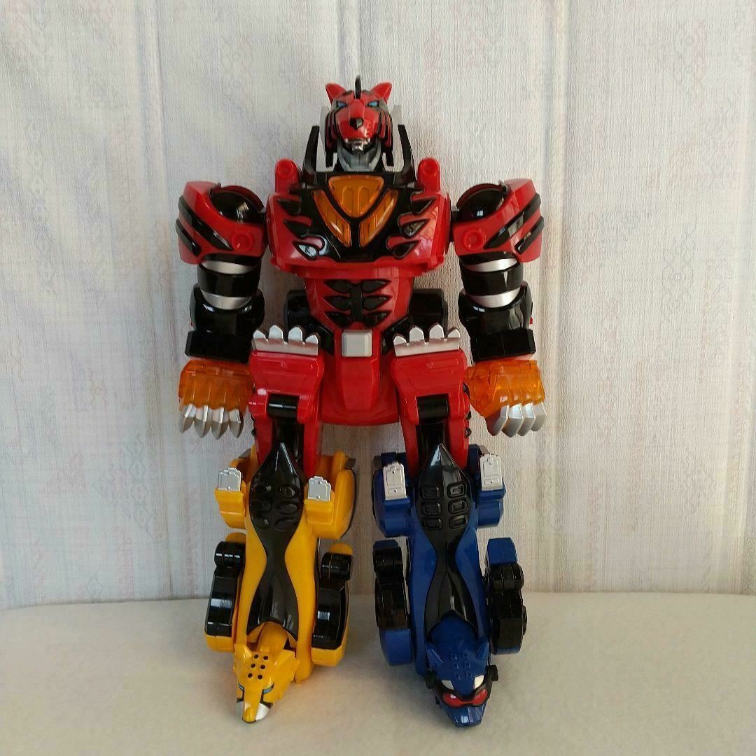 Power Rangers Gekiranger Jungle Fury DX Gekitohja robot