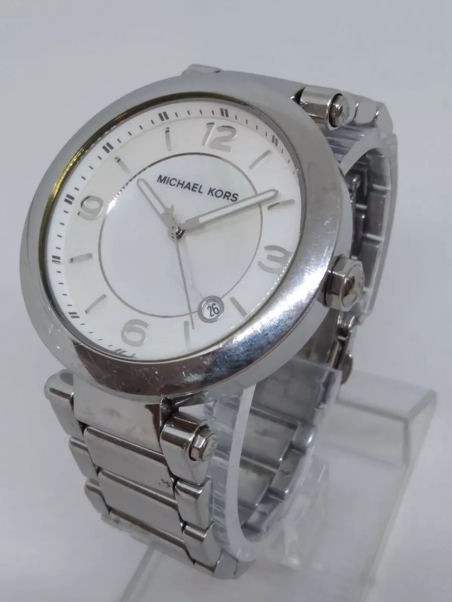 Michael Kors MK5070 Women s 39mm Stainless Steel MOP Dial Watch NEW BATTERY