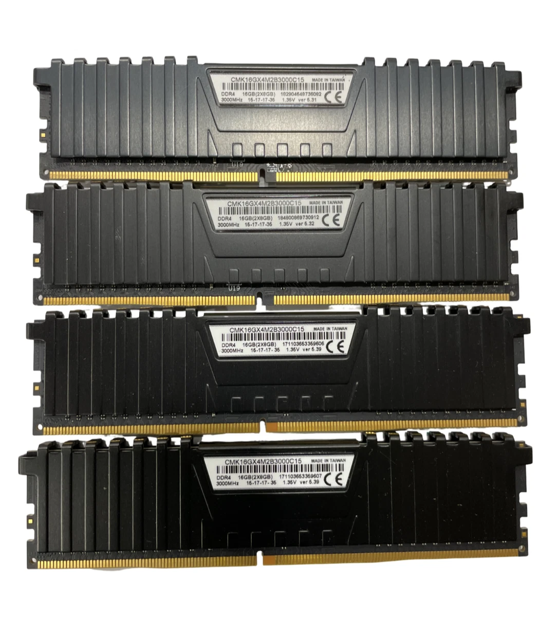 【動作保証】DDR4-3000 32GB(8GB×4) Corsair Vengeance_01.webp