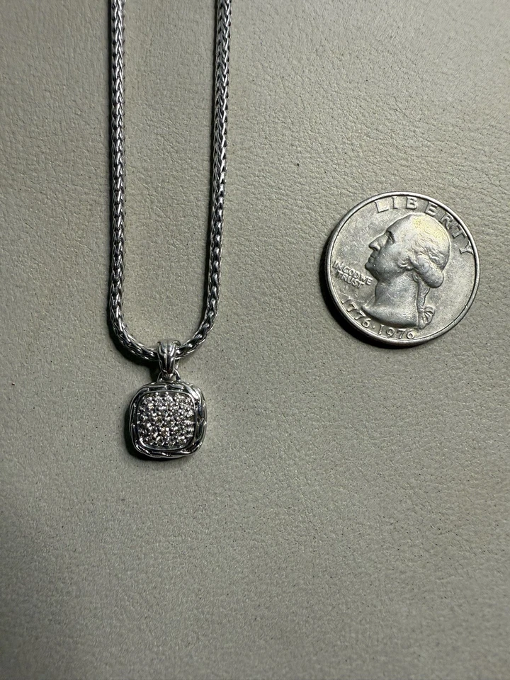 Collar de cadena y colgante clásico de diamantes y plata de ley 925 de 16 pulgadas John Hardy Foto 2 de 4