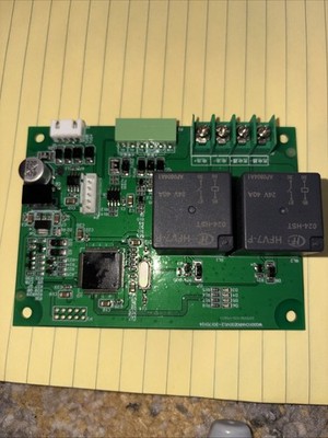 DSD TECH 2 Channel Bluetooth 4.0 BLE Relay Module. New In Package