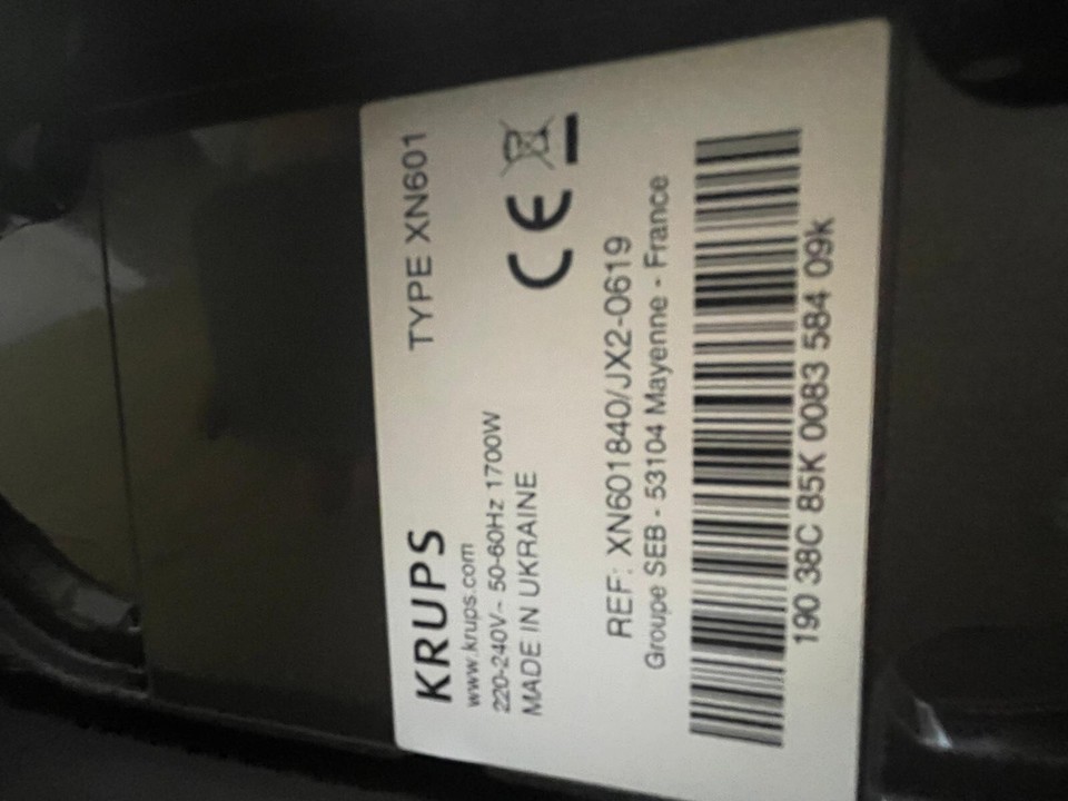 Nespresso Krups Coffee Pod Machine XN601 With Milk Frother eBay