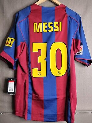 MINT Lionel Messi 30 L FC Barcelona 2004-2005 Home Jersey MINT Lionel Messi 30 L FC Barcelona 2004-2005 Home Jersey