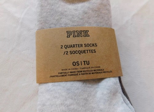 Victoria's Secret 2 Pair Quarter Socks One Size Lt Grey Heather & Taupe NWT - Picture 3 of 4