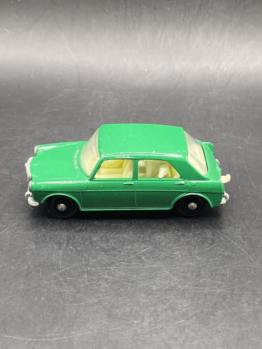 Matchbox Lesney MG 1100 #64 Green Man & Dog Vintage Collectible