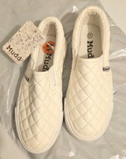 MUDD Quilted Ivory Casual Shoes Beyley 01K Sl...