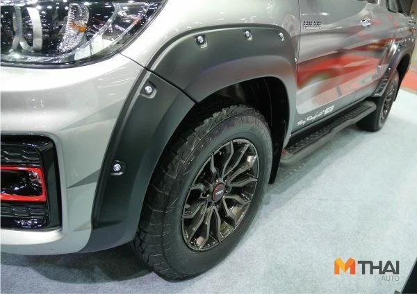 Fender Flares V.3 Matt Black For Toyota Hilux 4Dr Revo Rocco 2018 2019 - Imagem 4 de 4