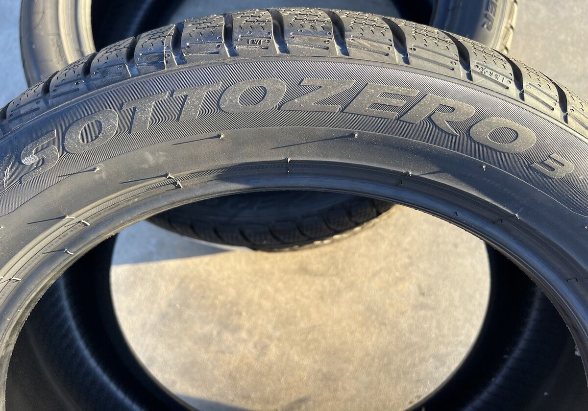 ONE BRAND NEW 275/40R19 Pirelli Winter Sottozero 3 Winter ONE BRAND NEW 275/40R19 Pirelli Winter Sottozero 3 Winter