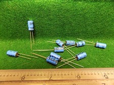  10 10uF 35 WV Radial Lead Electrolytic Capacitors NOS