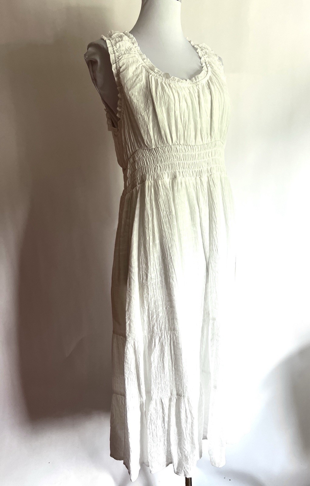 White Crinkle Cotton Cool Ruffled Summer Sundress Dress Pockets Size Large