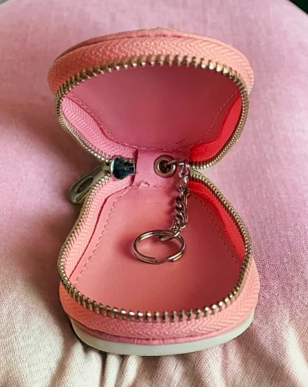 Sanrio Hello Kitty Llavero Coche Llave Estuche de Cuero con Cremallera Bolso Monedero Monedas Llaves... Foto 3 de 4