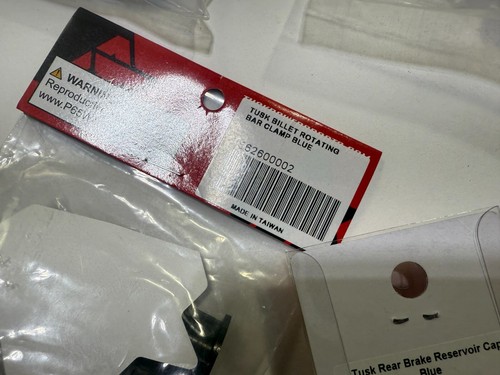 Tusk Aluminum Axle Blocks Blue YAMAHA YZ250F 2012-2025 and other parts - Foto 9 di 12