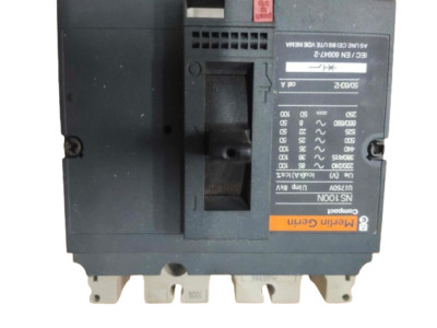 1pcs New Merlin Gerin Compact NS100N Circuit Breaker - New Condition 100A 3-Pole