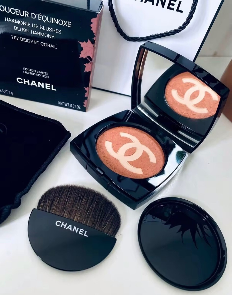 CHANEL ブラッシュハーモニー 797 BEIGE ET CORAIL - チーク CHANEL ブラッシュハーモニー 797 BEIGE ET CORAIL - チーク