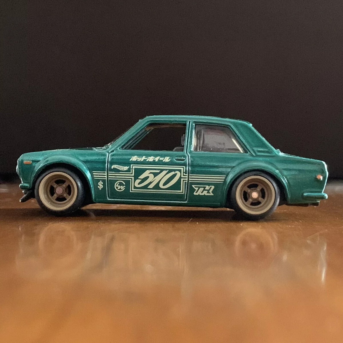 Hot Wheels 2021 Super Treasure Hunt Datsun 510 - Darker Color
