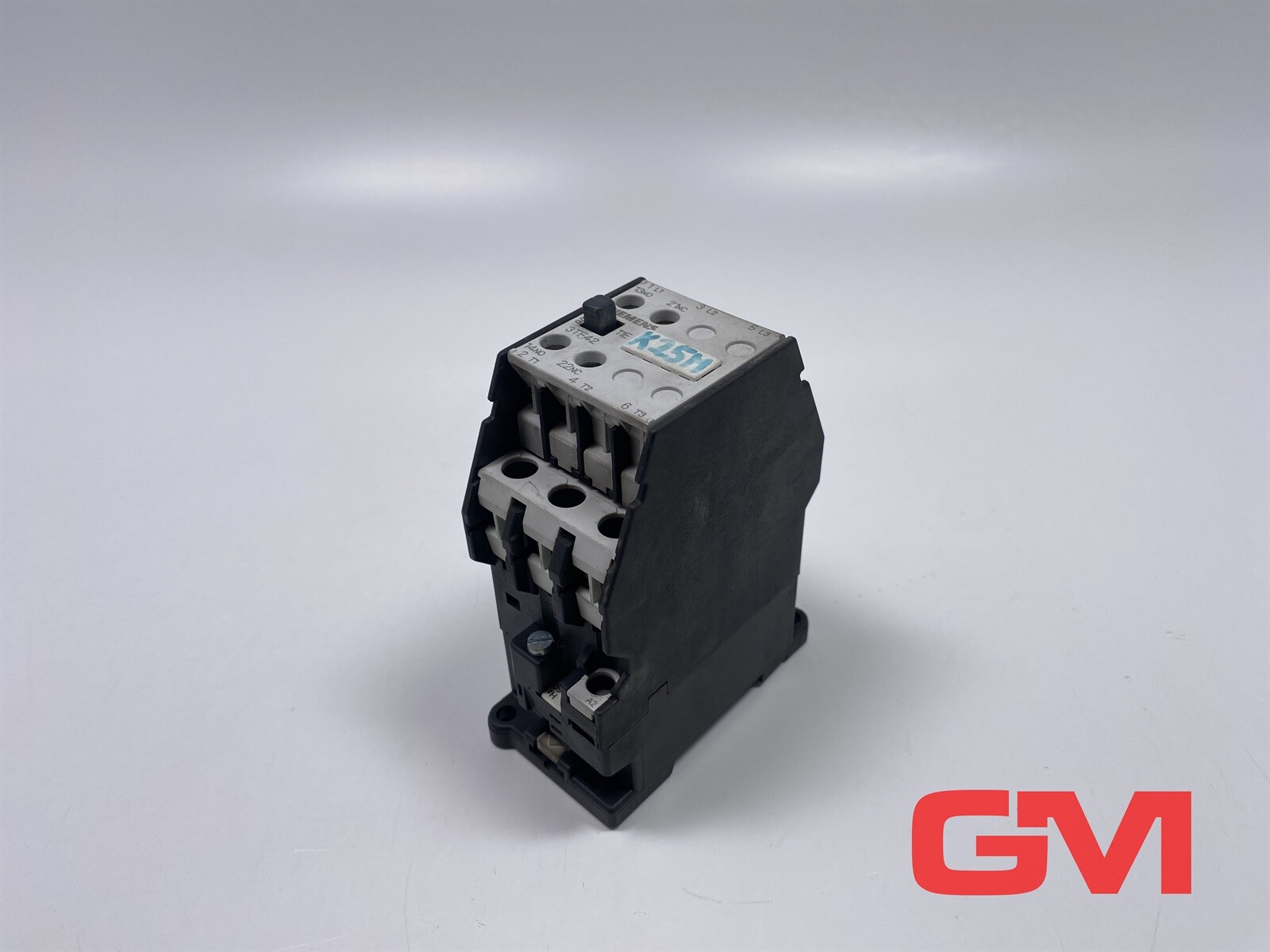 Siemens Contactor 3TF4211-0AD0 42V 50Hz / 50V 60Hz 1NO+1NC