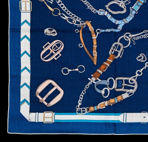 Auth. Hermes Les Chevaux Dechaines - Shawl CS140 Cashmere Silk - Marine New Tag - Picture 7 of 21
