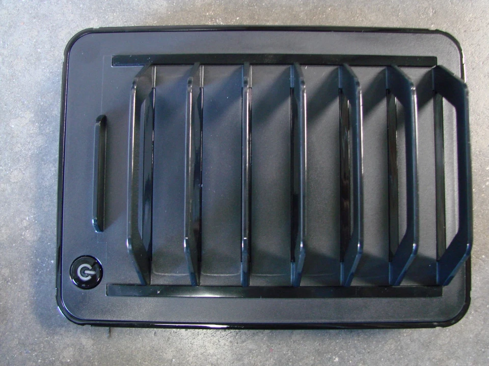 Universal USB Charging Station Dock 7-Port for Samsung Apple Cellphone Charger - Image 3 of 3