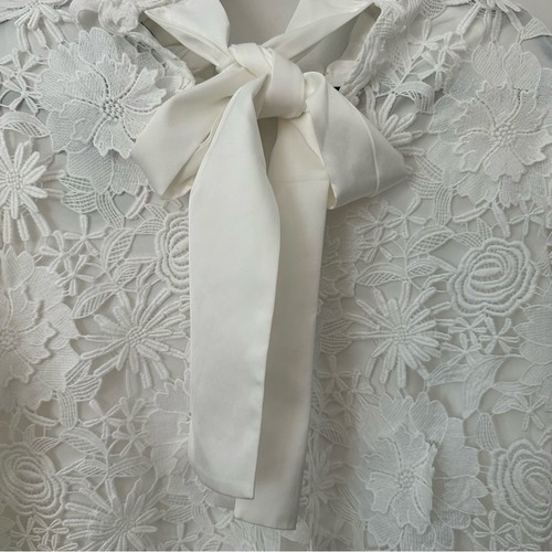 Biesen weiß Guipure Spitze Faye Bluse Rüschen Fliege Large Neu mit Etikett ($ 248) - Bild 12 von 13