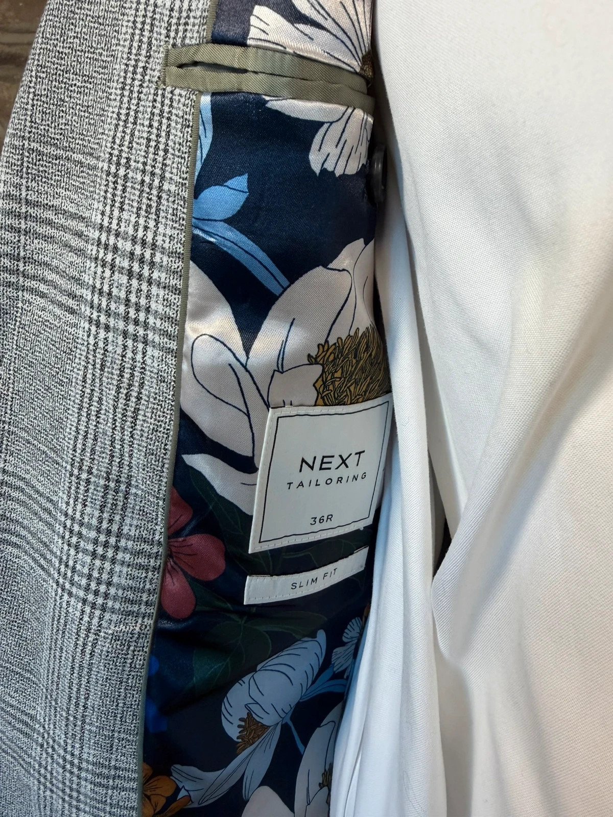 Next Grey Check Blazer 36R – Prince of Wales Style – Floral Lining – RRP £85 image 5