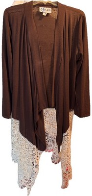 L&R Western Style Duster Brown Cream Crocheted Trim Large