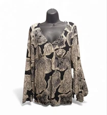 I.N.C. Women's Large Bell Sleeve V-Neck Blouse Black Ivory Abstract (JC250)