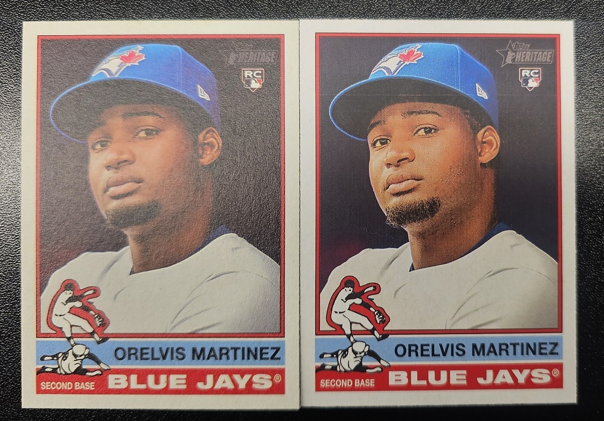 2025 Topps Heritage Orelvis Martinez RC #383 Flip Stock