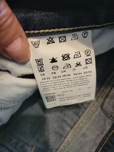 BOSS HUGO BOSS Jeans,sz 38x34 man's Blue Jeans. C8 - Picture 4 of 7