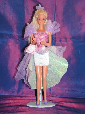 BARBIE n° 1953 GARDEN PARTY 1988 - Photo 1/4