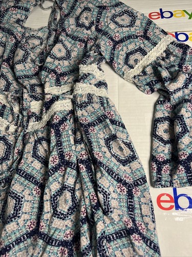 Entro Womens Boho Dress Lace Back Floral Bell Sleeve Embroidered Size:Large - Picture 6 of 8