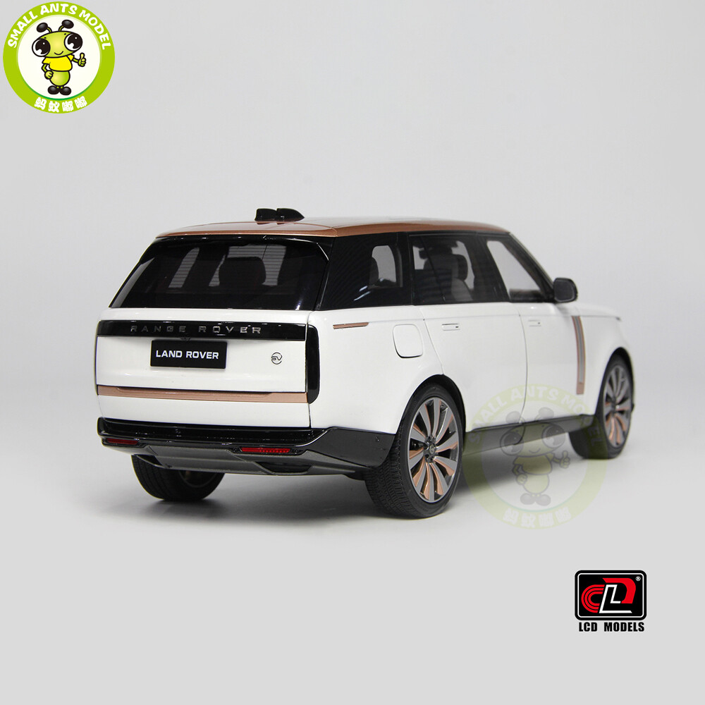 1/18 LCD Land Rover Range Rover SVA 2022 White/Gold Diecast Model