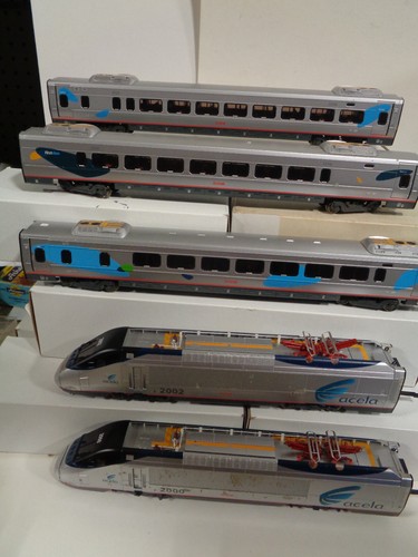 BACHMANN HO SCALE ACELA PASSENGER TRAIN 5 PC SET RUNS WELL ON DC POWER - 第 1/5 張圖片