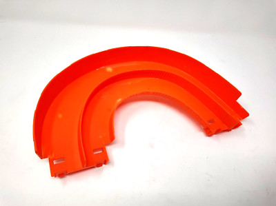 Hot Wheels Ultimate Shark Garage Spare - double wideCurved Track  Labelled B