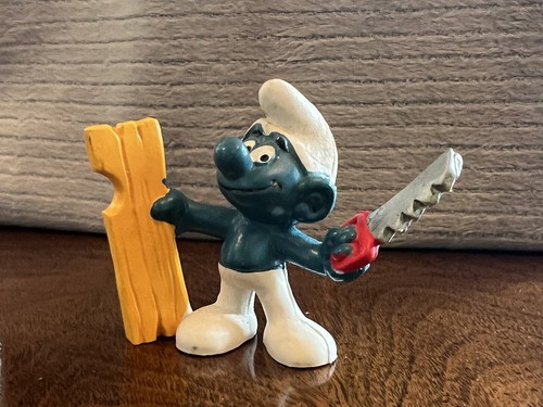 Smurfs Figure 1980 W Germany Smurf Schleich Peyo PVC Figurine Woodwork CARPENTER - Picture 6 of 7
