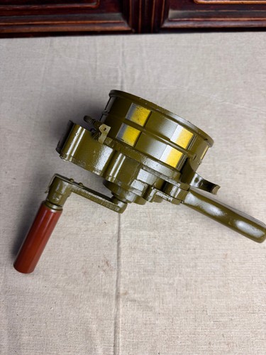 WK 2 UNBENUTZTE POSTFRISCHE HANDKURBEL LUFTSCHUTZSIRENE - Bild 4 von 8